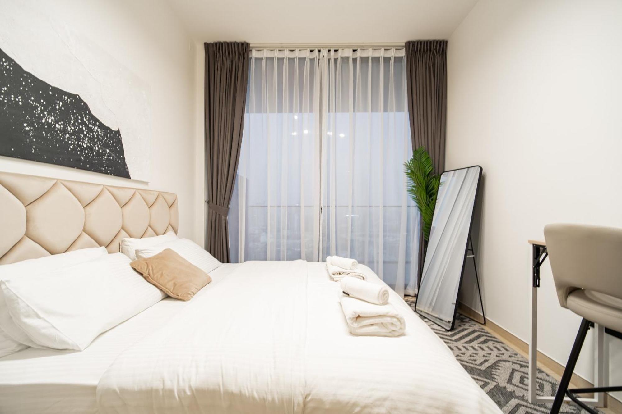 New Jvc 1br With 29th Floor View - Calm And Kid-ready Apartment *
