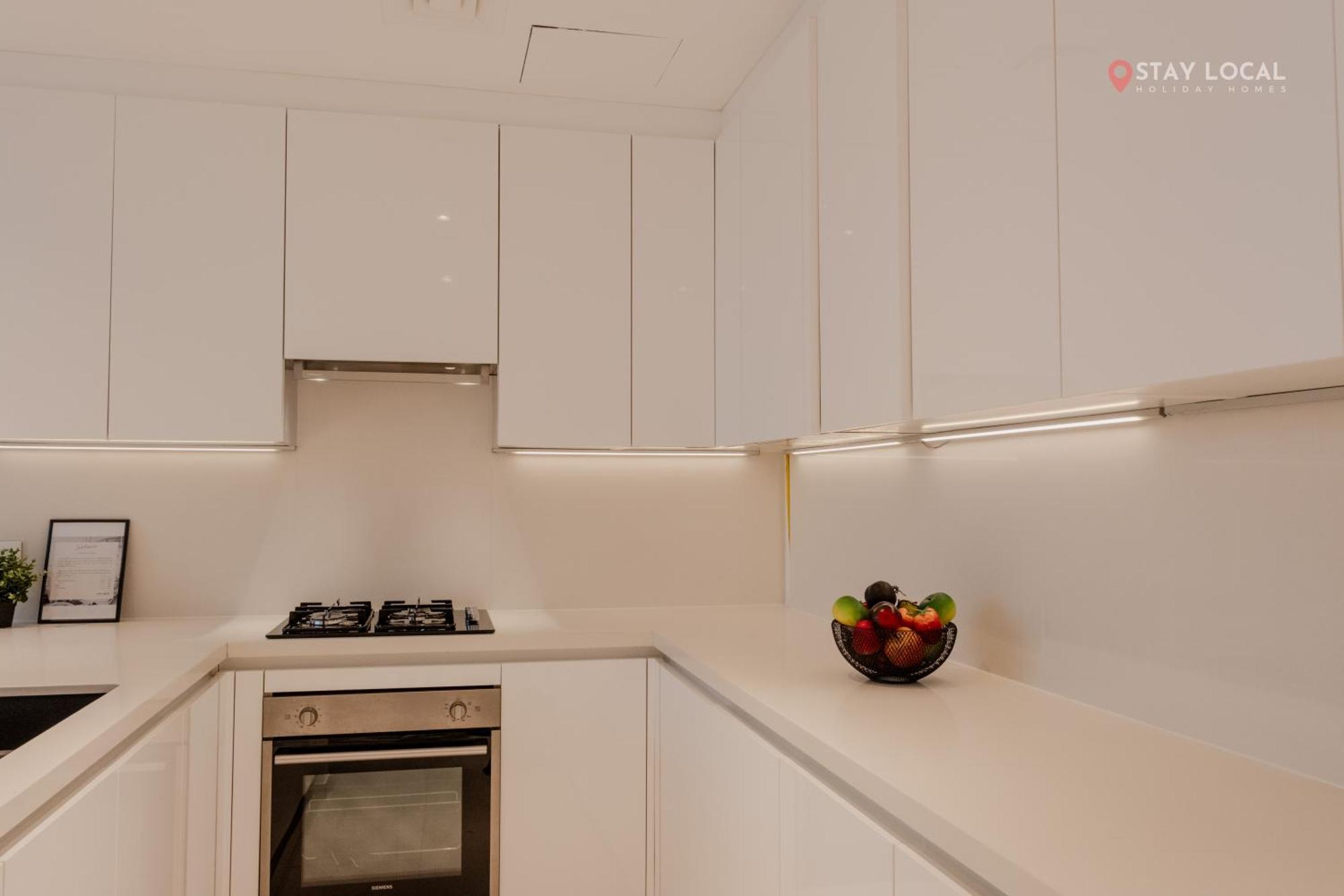 Downtown Dreams I Modern 2br Getaway I Iconic Full Burj Khalifa Views I Near Mall Apartment Dubai
