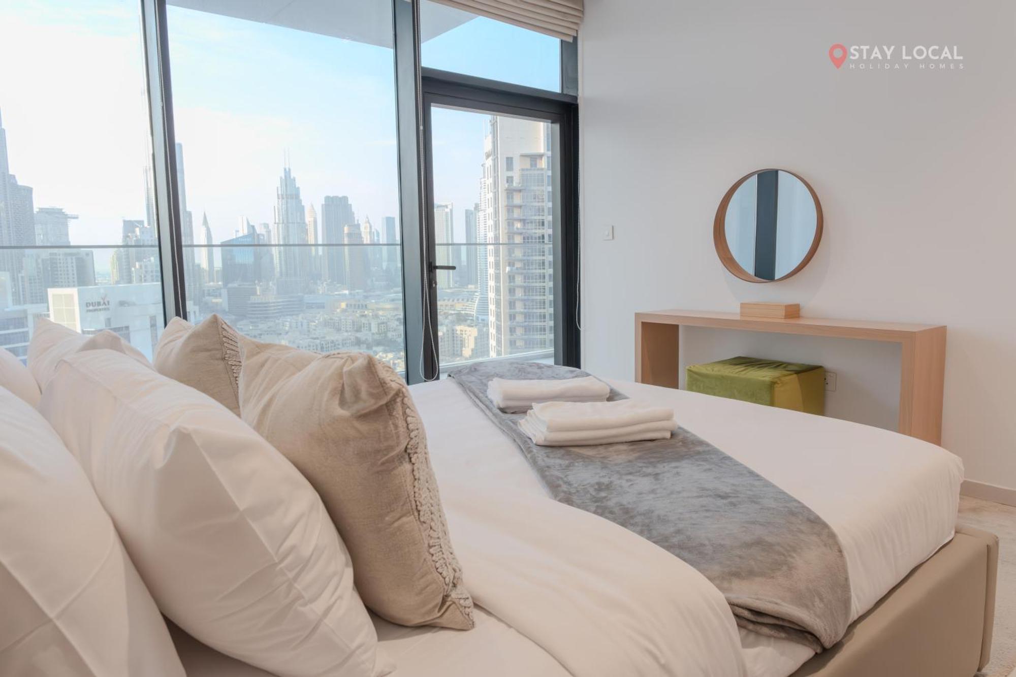 Downtown Dreams I Modern 2br Getaway I Iconic Full Burj Khalifa Views I Near Mall Apartment Dubai