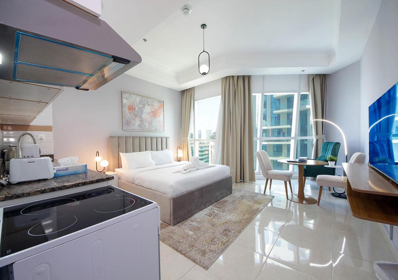 Apartment Luxury High-rise The Court Tower Dubai