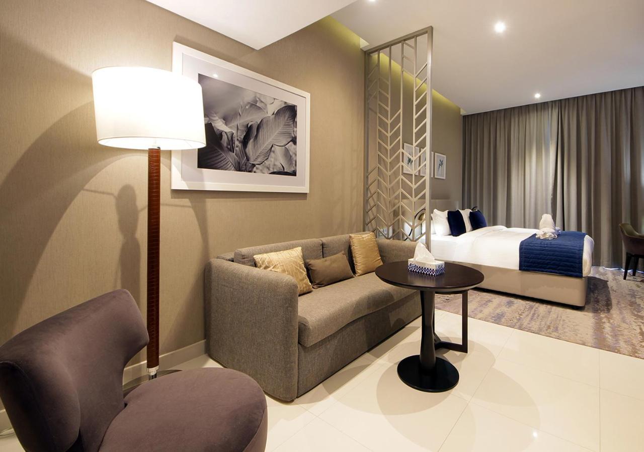 Burj Khalifa & Canal View Luxestudio In Damacprive Apartment