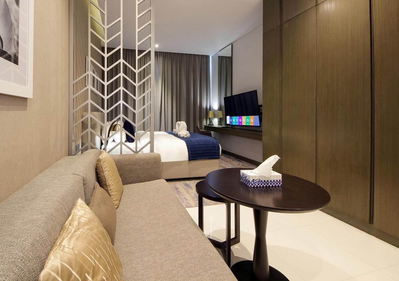 Burj Khalifa & Canal View Luxestudio In Damacprive * Dubai