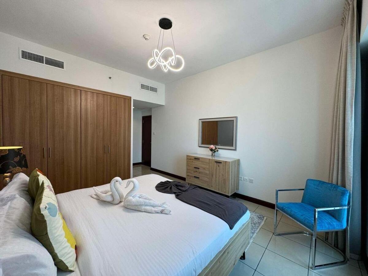 Spacious And Family Friendly L 3bhk Full Access Apartment