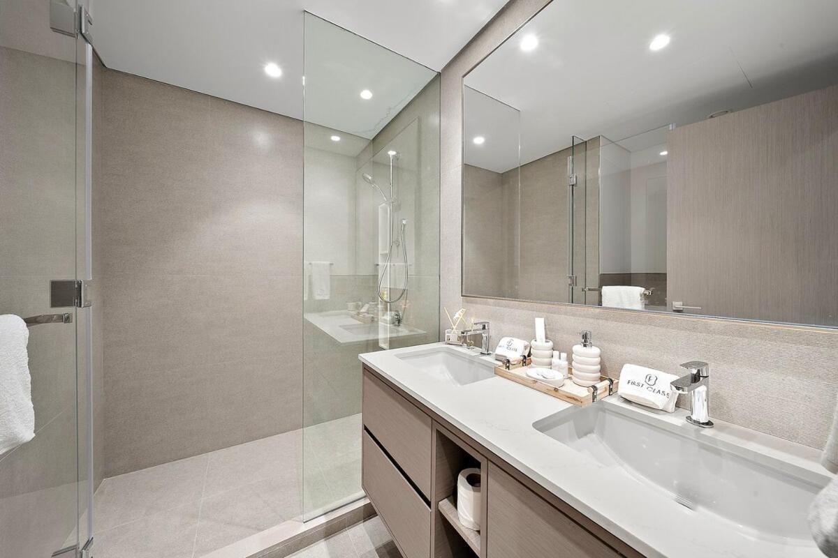 Apartment First Class 2br Burj Khalifa & Fountain View