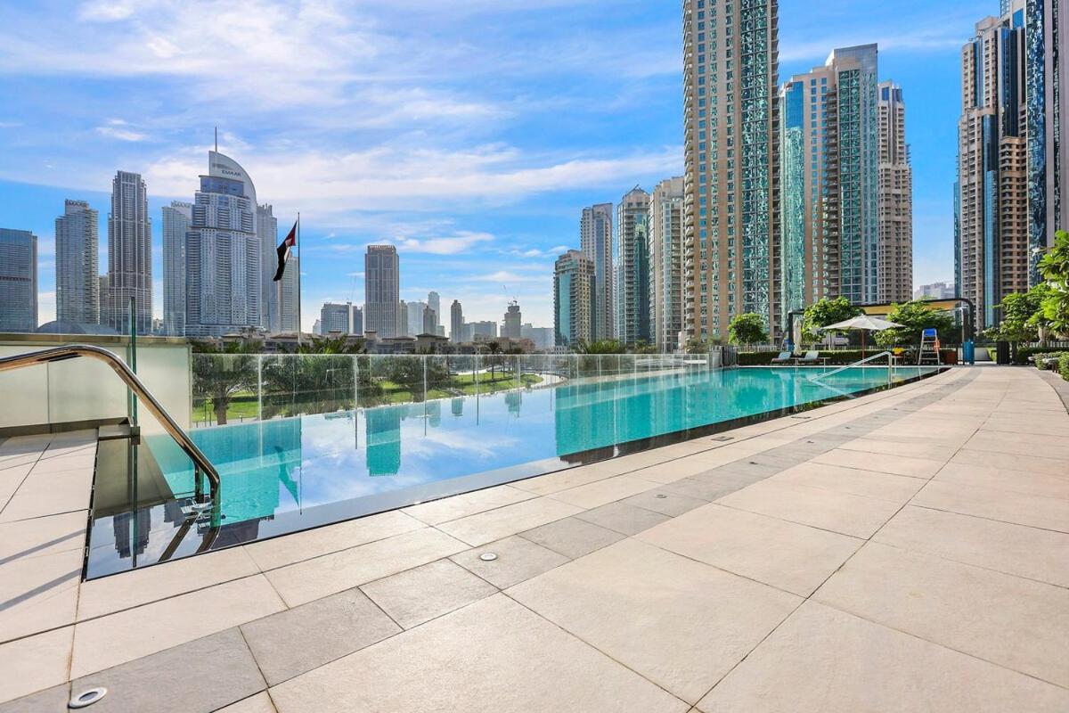 First Class 2br Burj Khalifa & Fountain View * Dubai