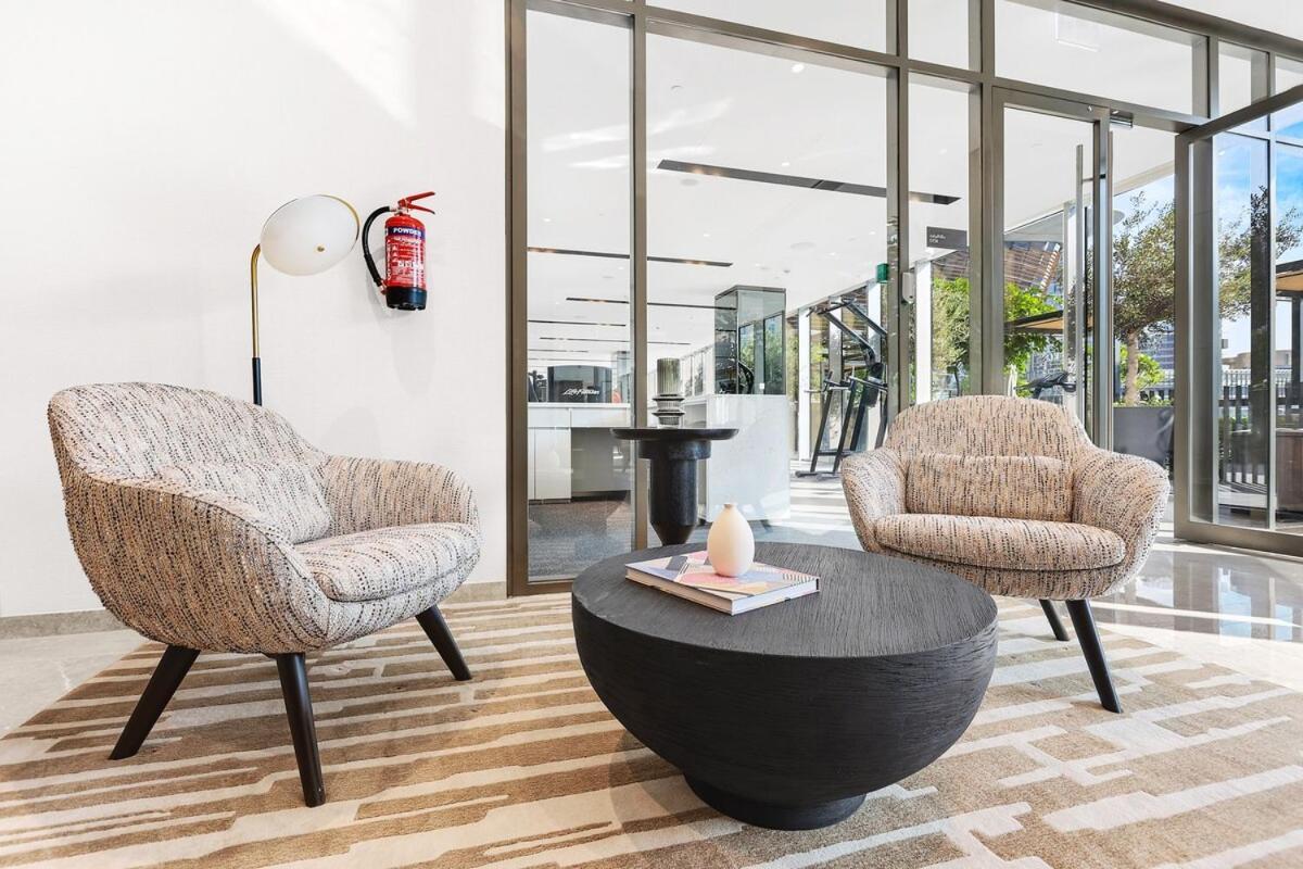Apartment First Class 2br Burj Khalifa & Fountain View *