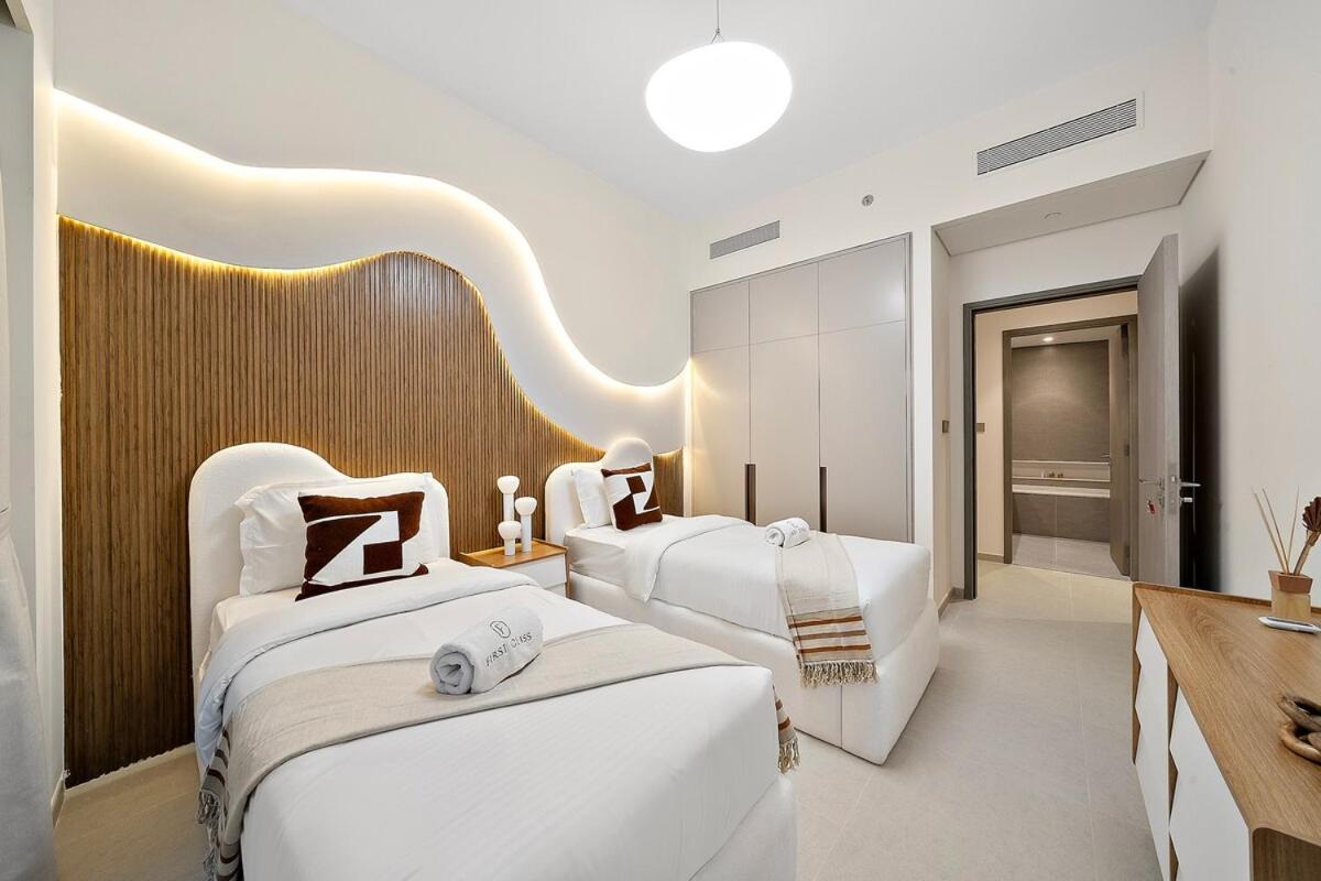 First Class 2br Burj Khalifa & Fountain View Apartment *