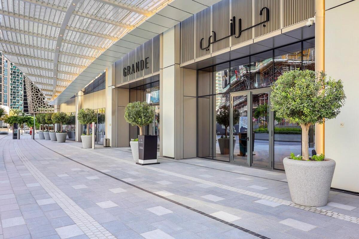 First Class 2br Burj Khalifa & Fountain View Apartment Dubai