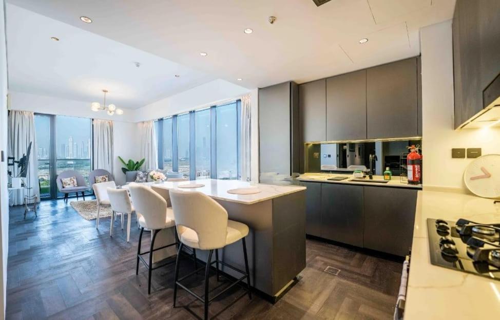 Apartment Business And Leisure Hub