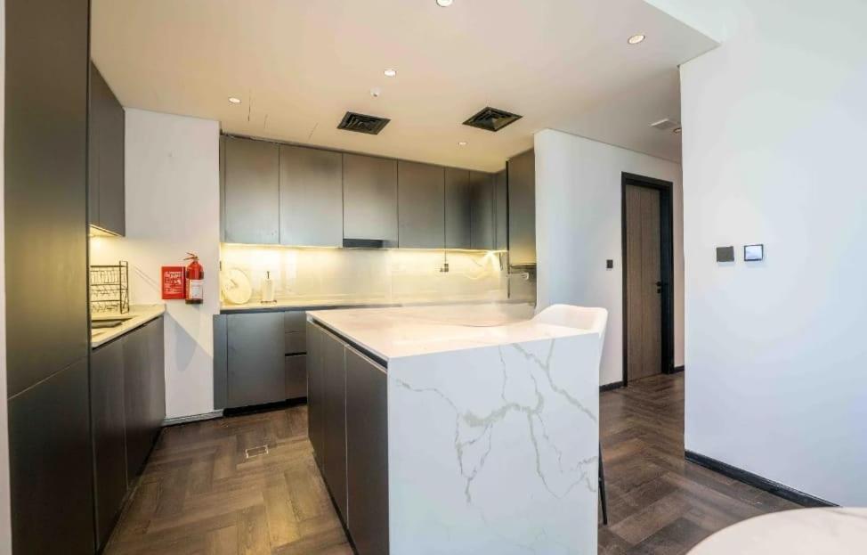 Apartment Business And Leisure Hub