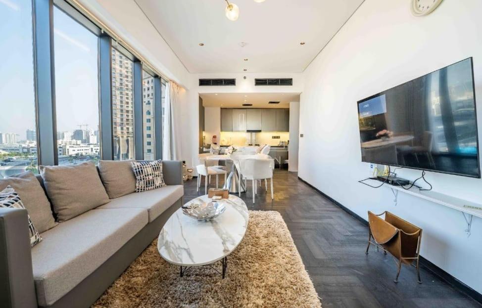 Apartment Business And Leisure Hub Dubai