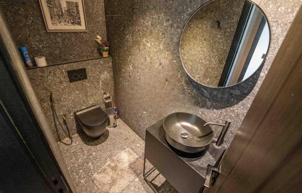 Business And Leisure Hub Apartment *