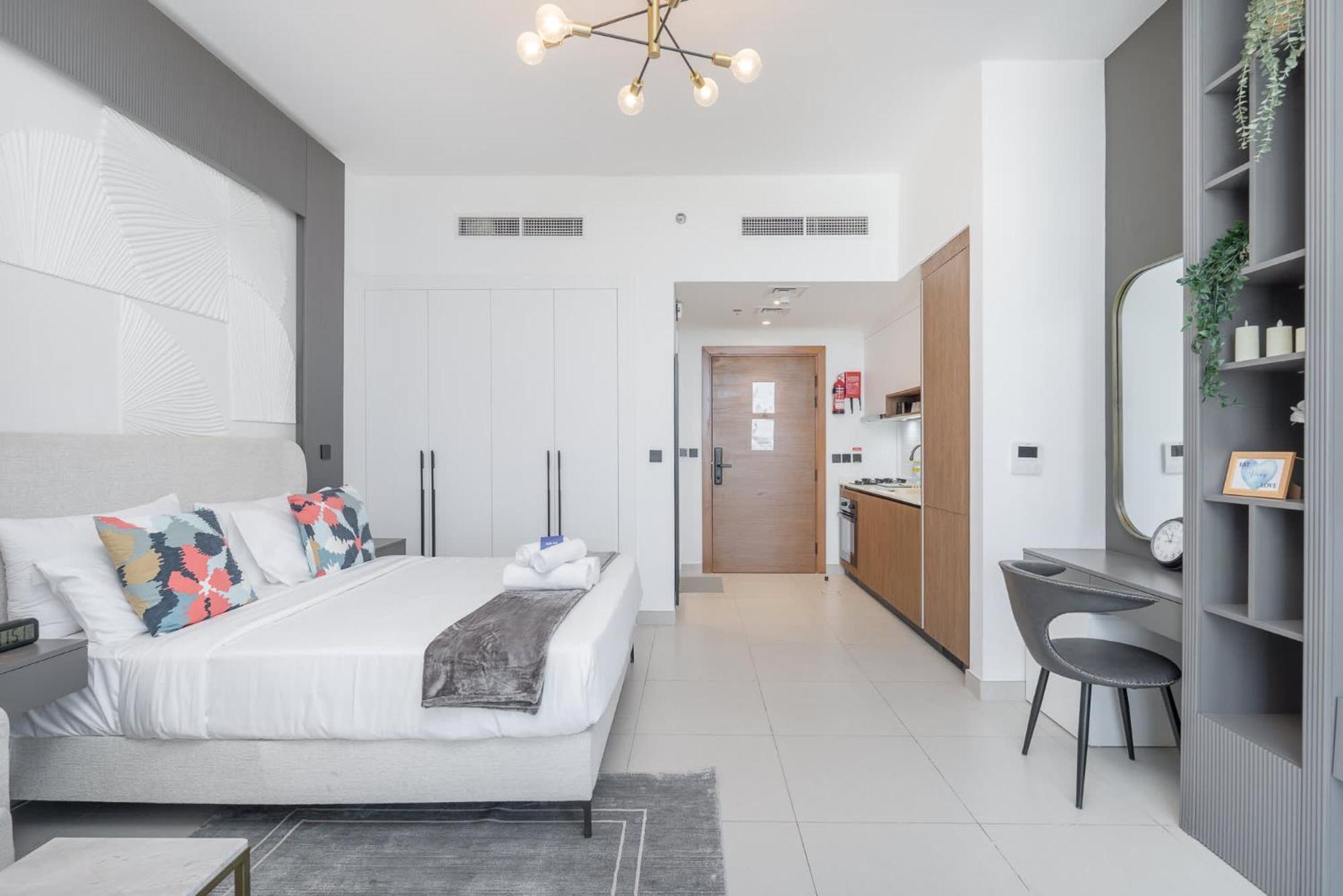 A Prime That Sleeps 2 In Jebel Ali *