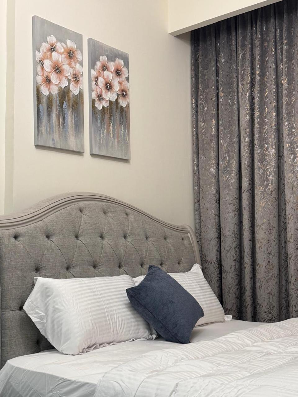 Apartment Smart & Modern Living In Heaven! *