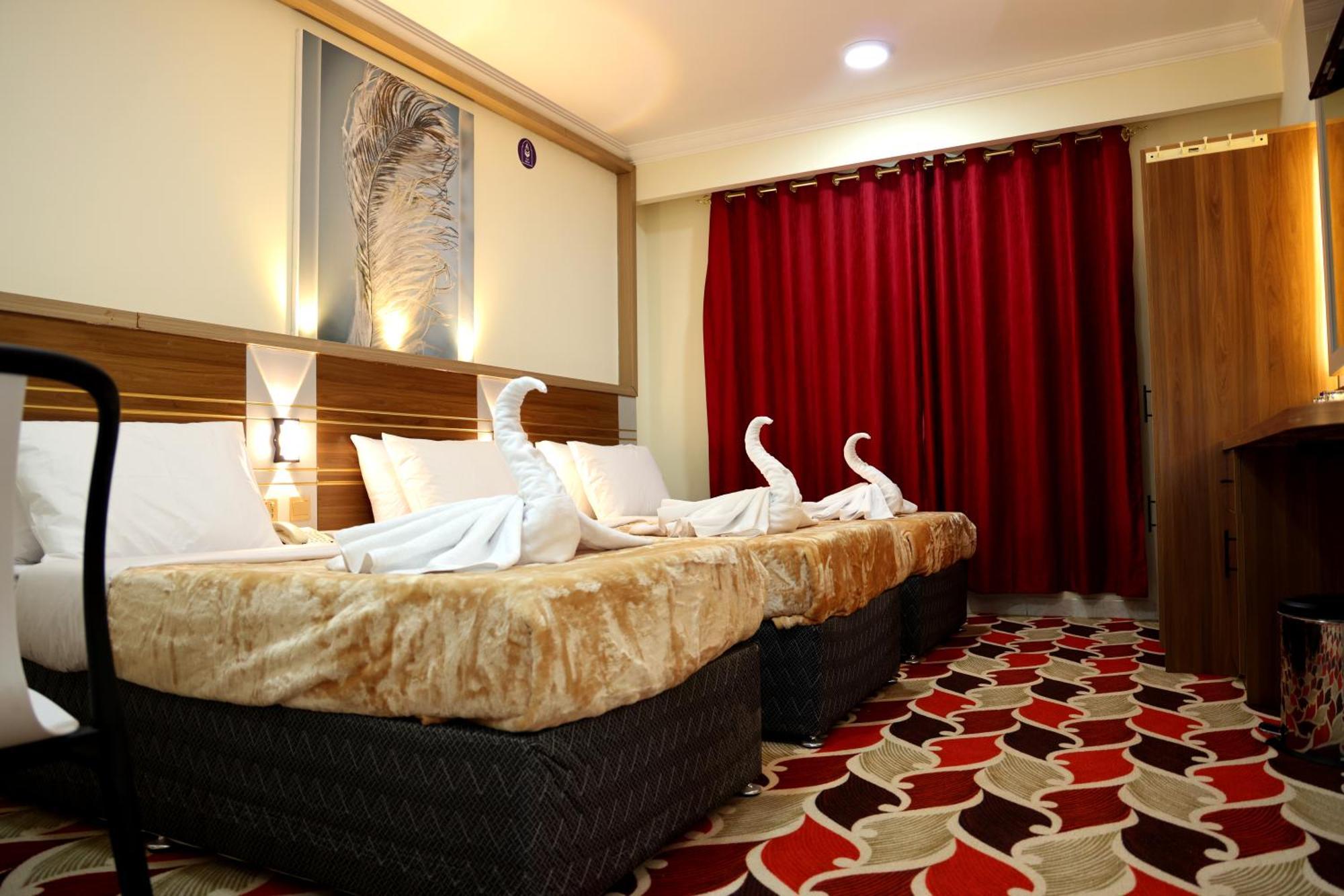 Hotel Tanha Park *