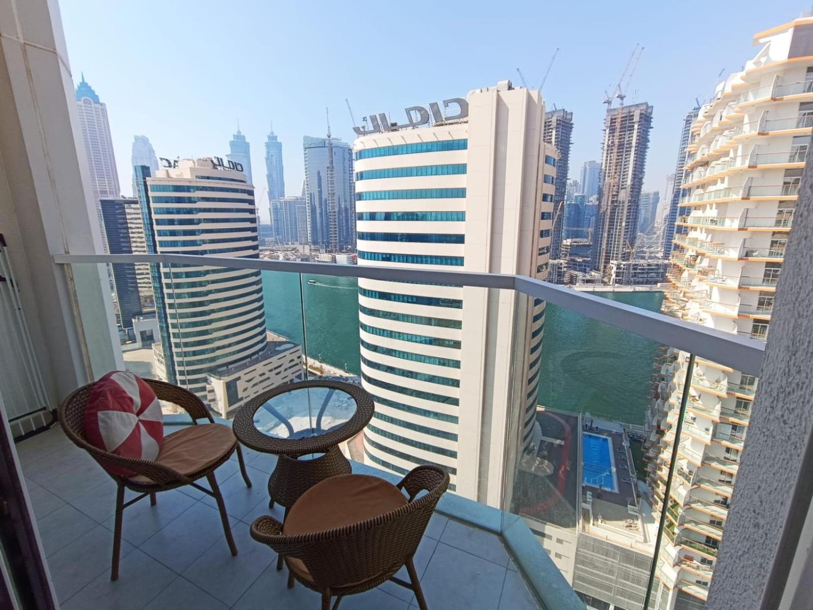 Sleek & Modern In Business Bay Dubai