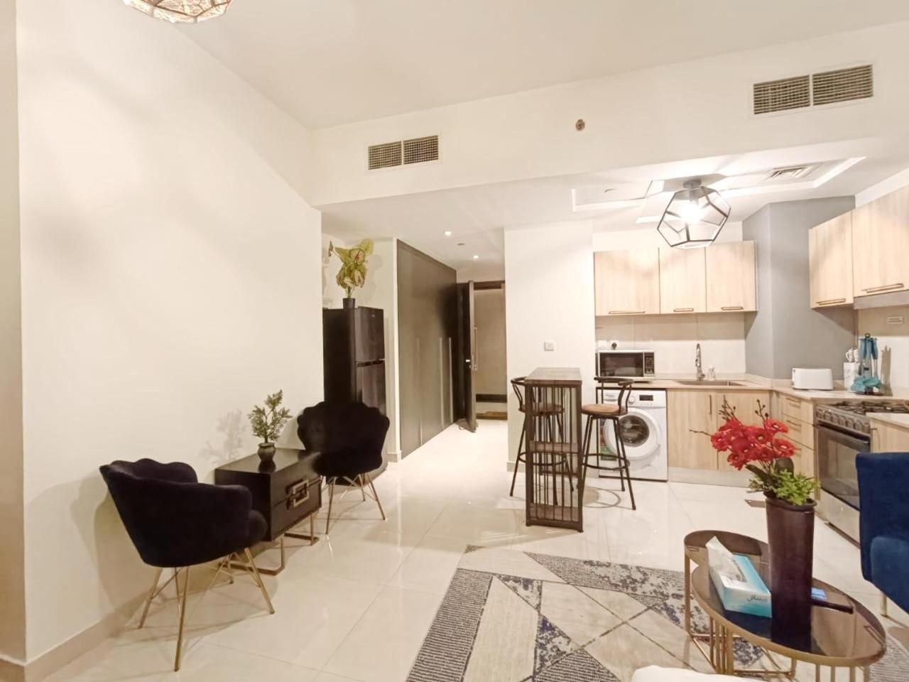 Sleek & Modern In Business Bay