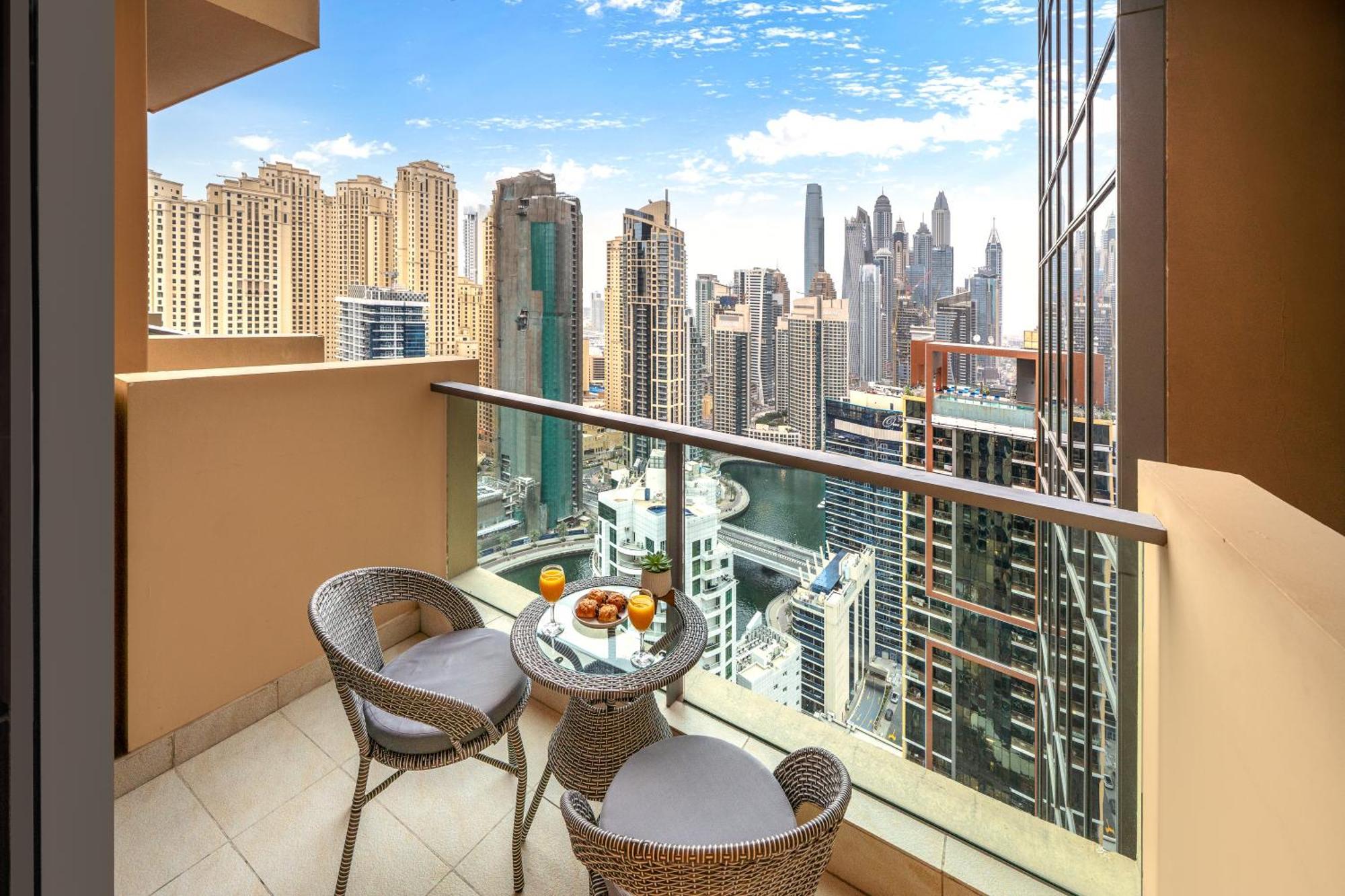 Luxe Living At Jw Marriott The Address Marina