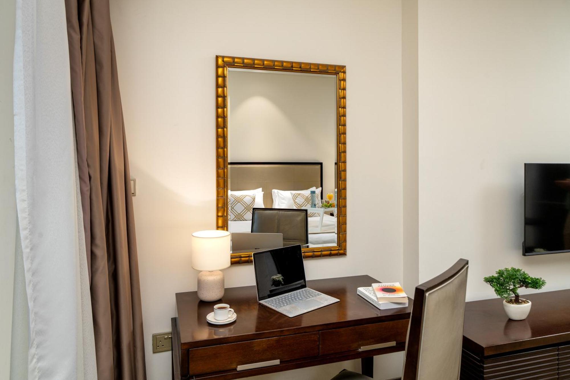 Apartment Luxe Living At Jw Marriott The Address Marina *