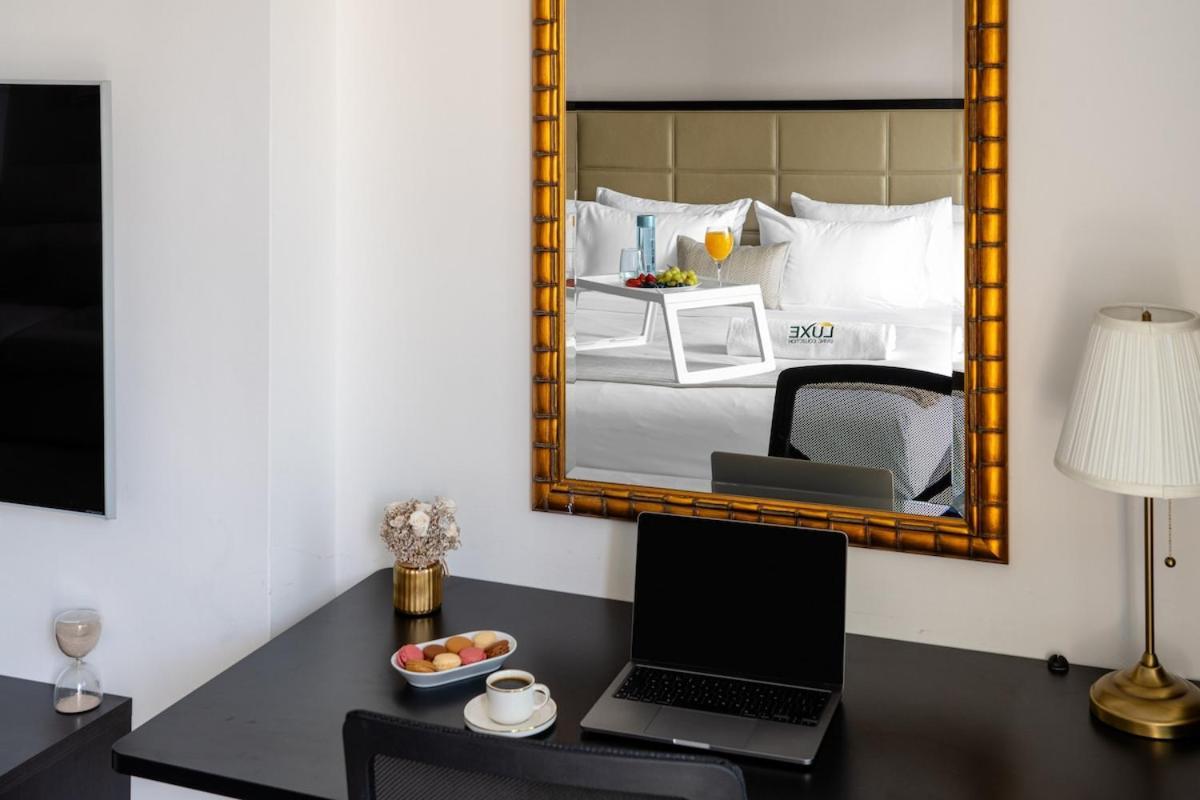 Luxe Living At Jw Marriott The Address Marina