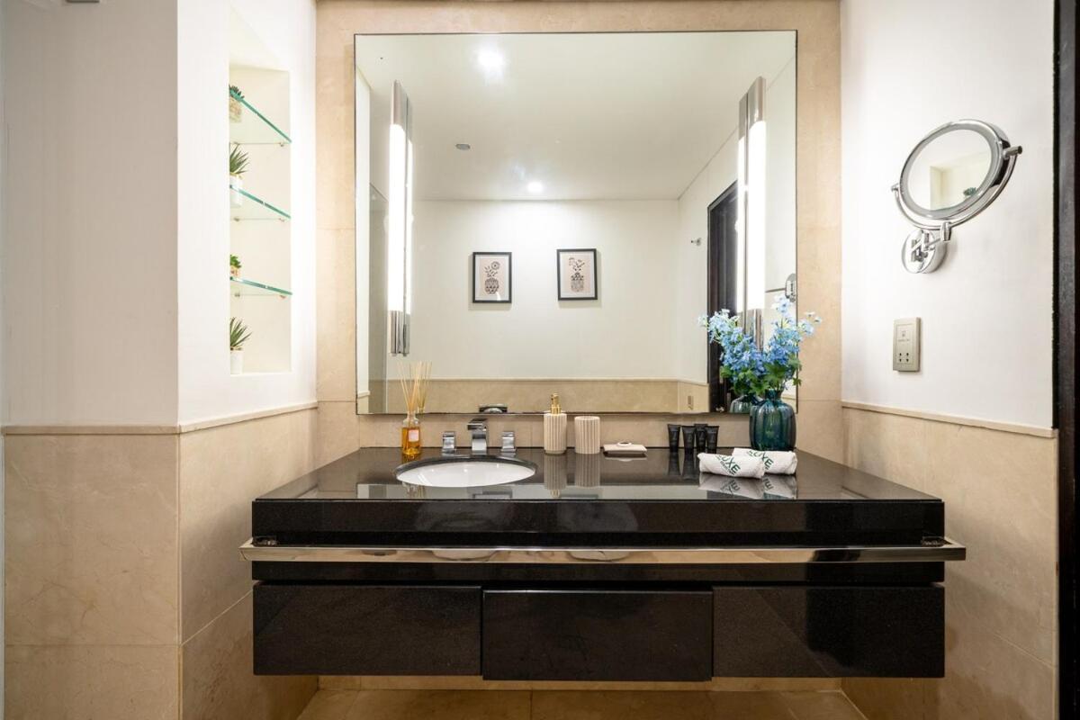 Apartment Luxe Living At Jw Marriott The Address Marina *