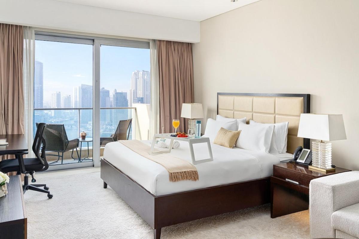Luxe Living At Jw Marriott The Address Marina *