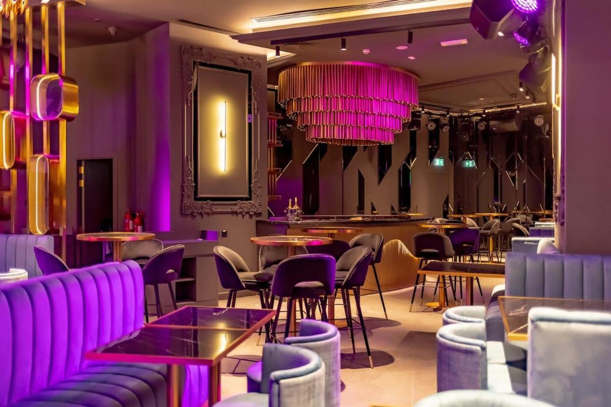 Luxe Living At Jw Marriott The Address Marina