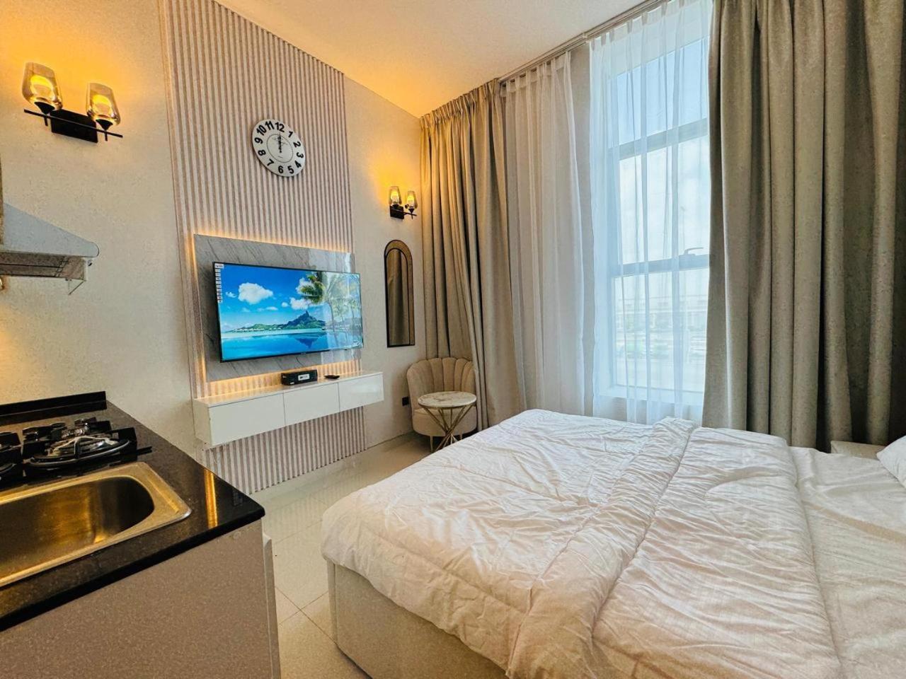 Al Manara Premium Deluxe Sheikh Zayed View *