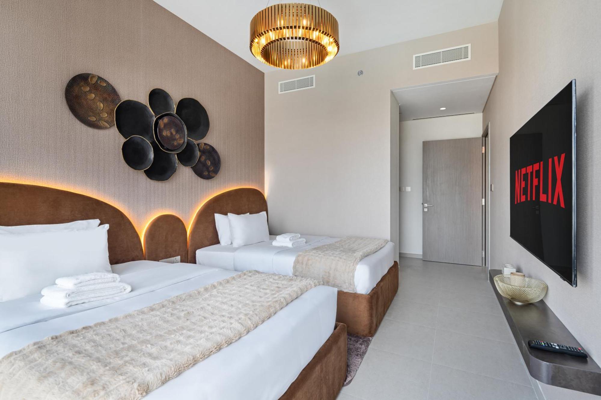 Amazing Burj And Fountain View By Bella Elite Homes