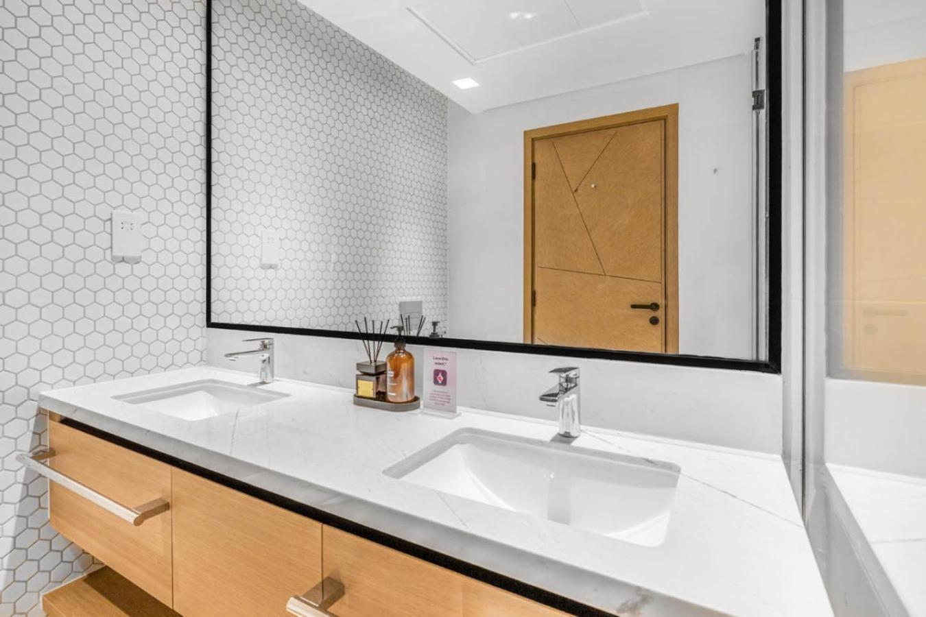 New And Creek View 2br In Palace Residences Apartment