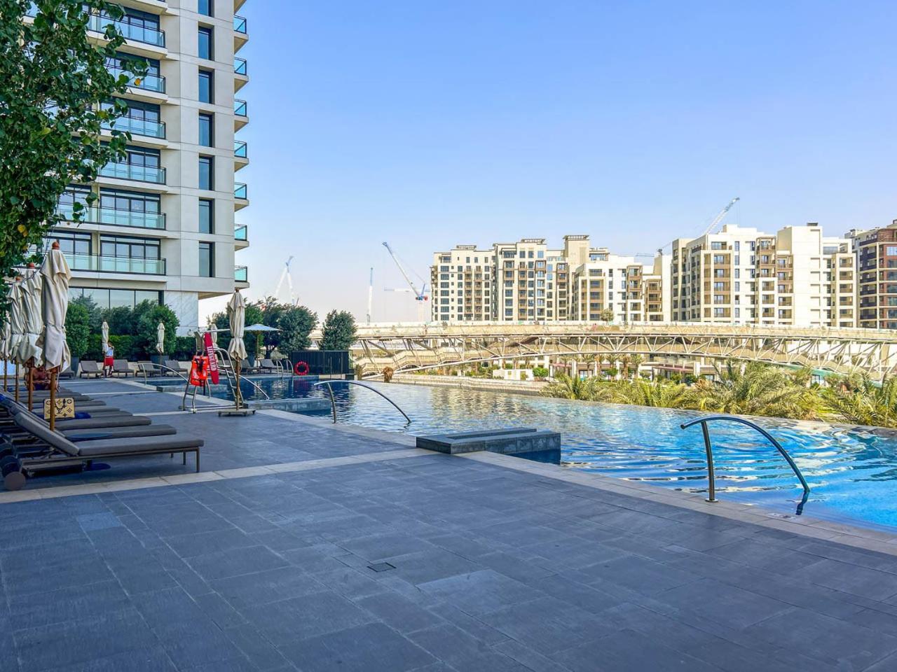Apartment New And Creek View 2br In Palace Residences Dubai