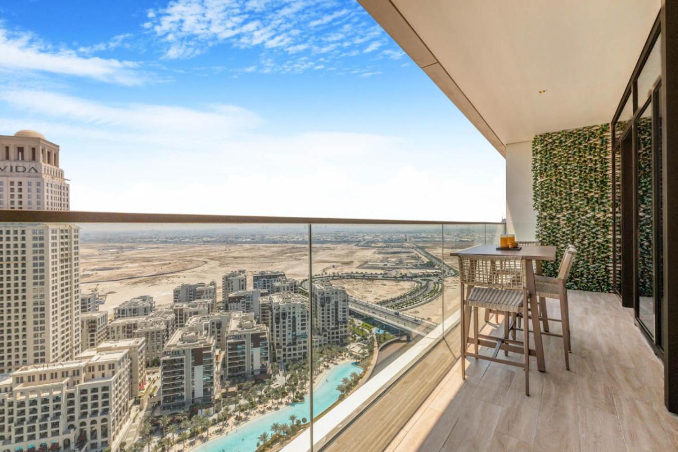 New And Creek View 2br In Palace Residences * Dubai