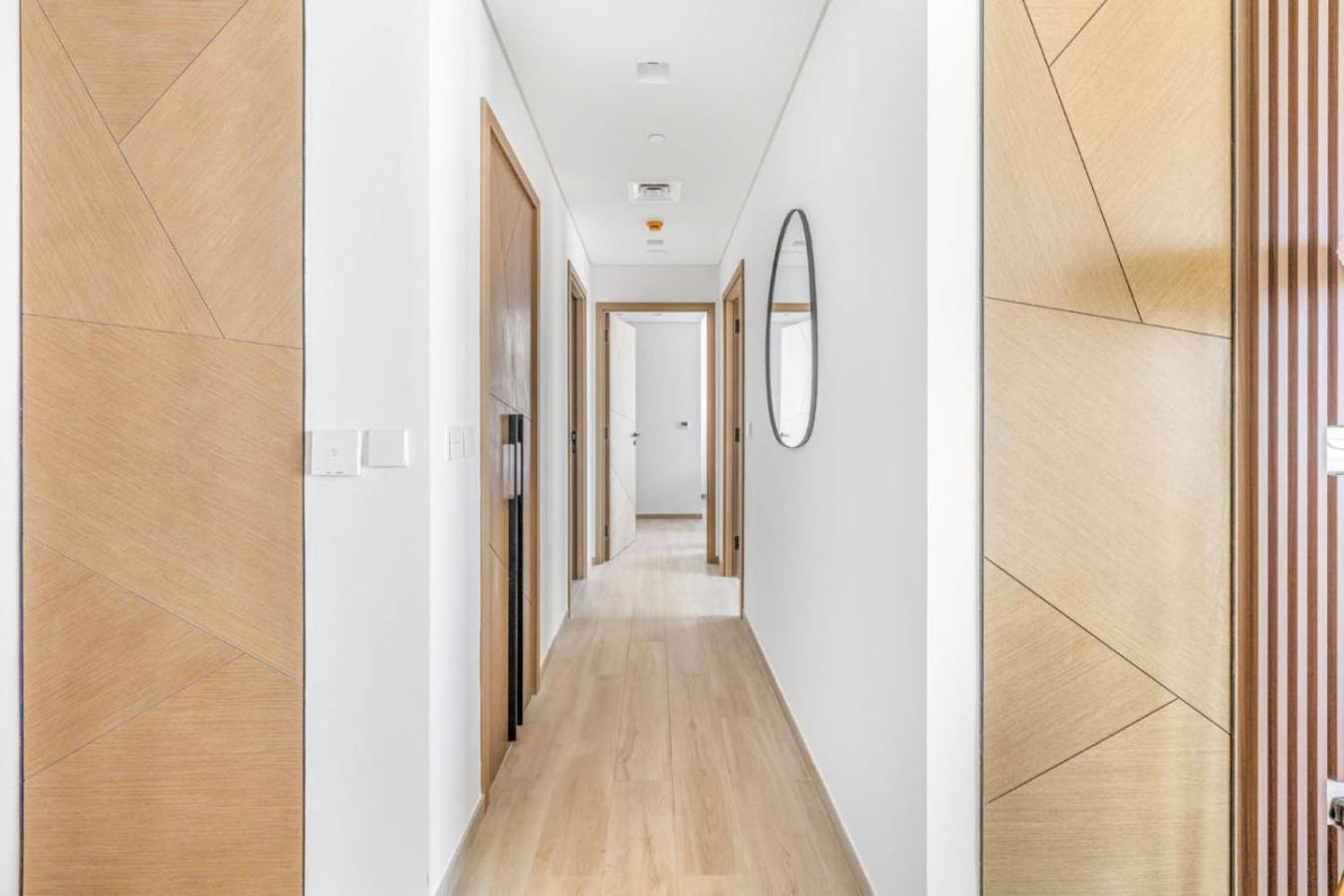 New And Creek View 2br In Palace Residences Apartment *