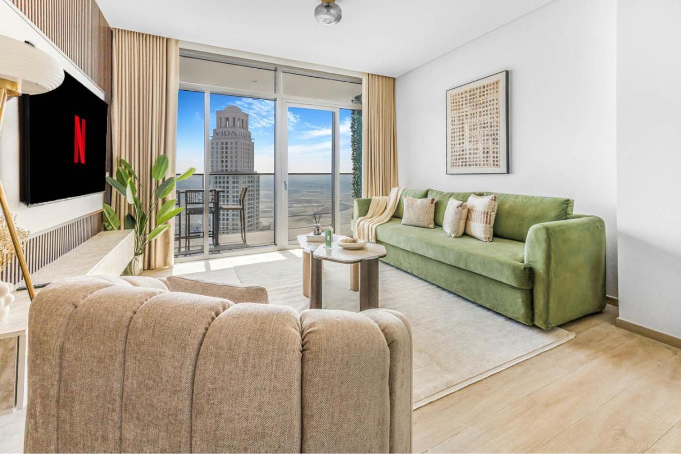 Apartment New And Creek View 2br In Palace Residences