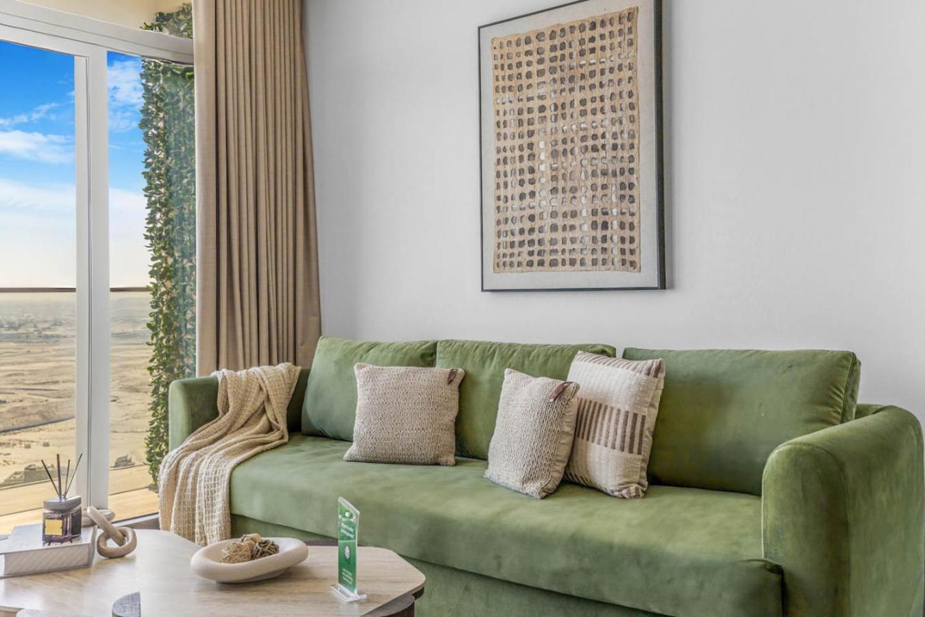 New And Creek View 2br In Palace Residences Dubai
