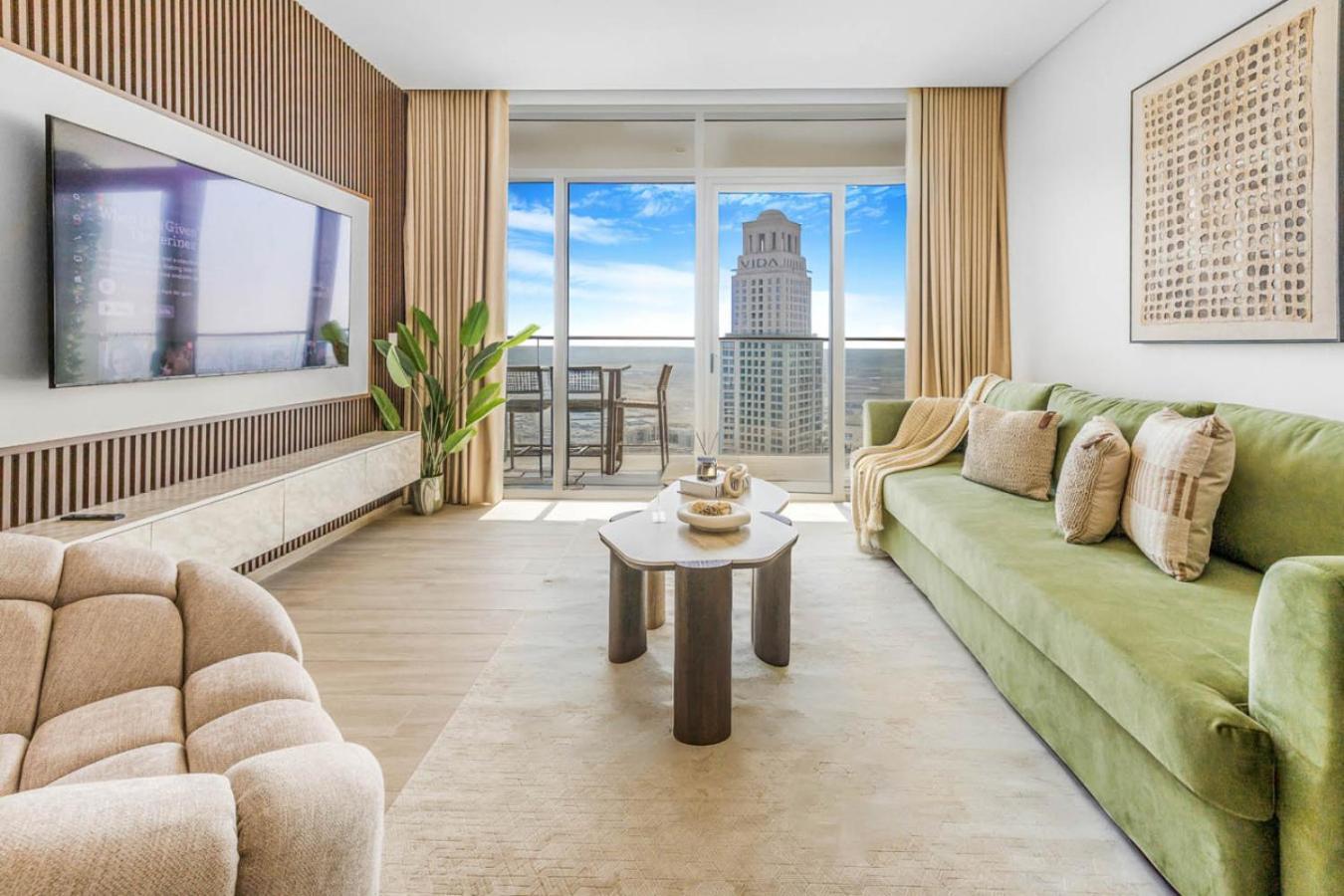 New And Creek View 2br In Palace Residences * Dubai