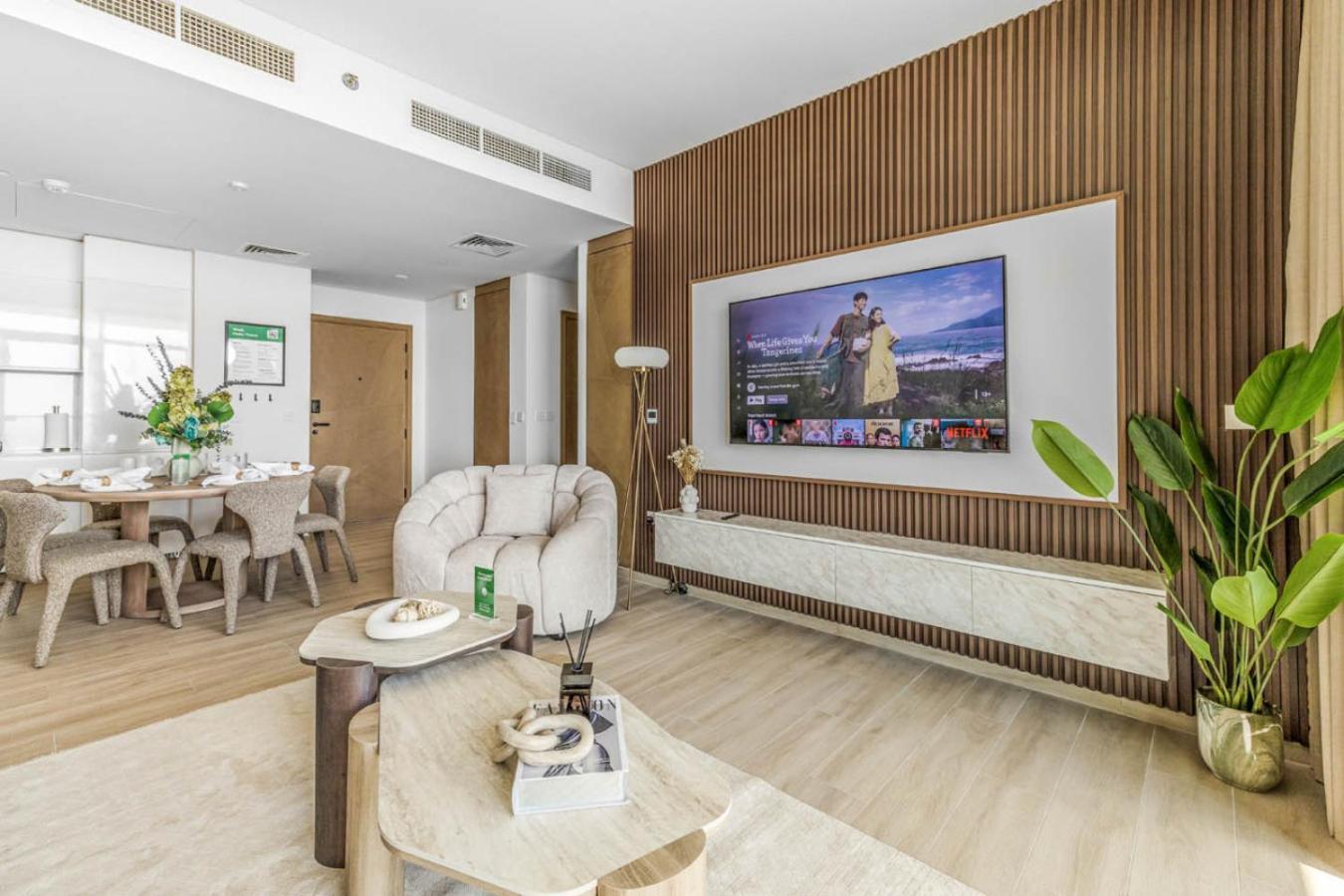 Apartment New And Creek View 2br In Palace Residences