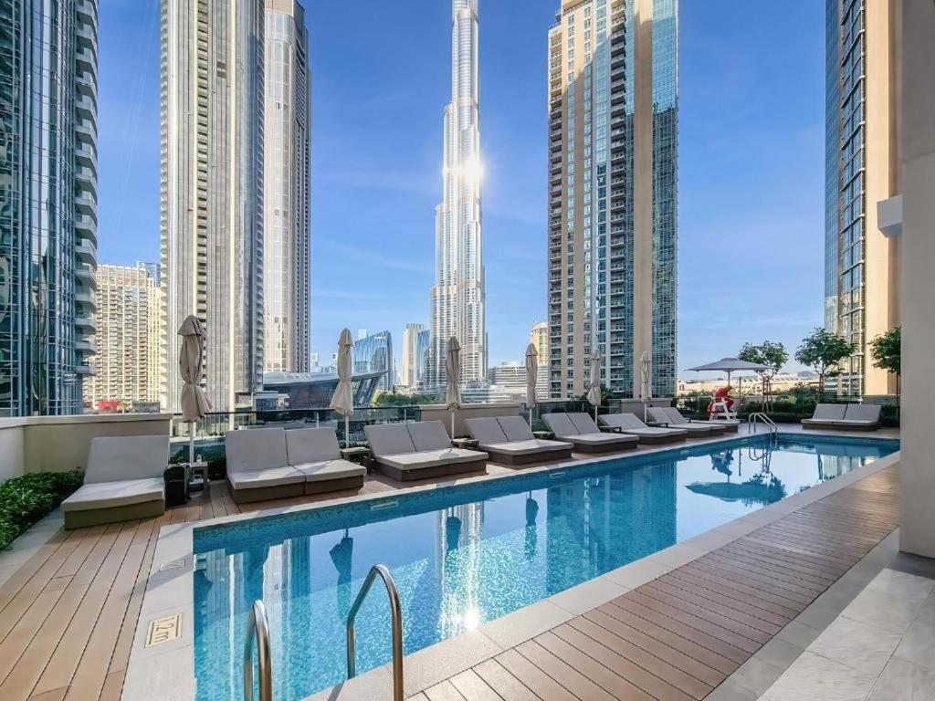 Downtown Spacious 1 Bedroom On Boulevard 2 Minutes Walking Distance To Burj-khalifa Apartment