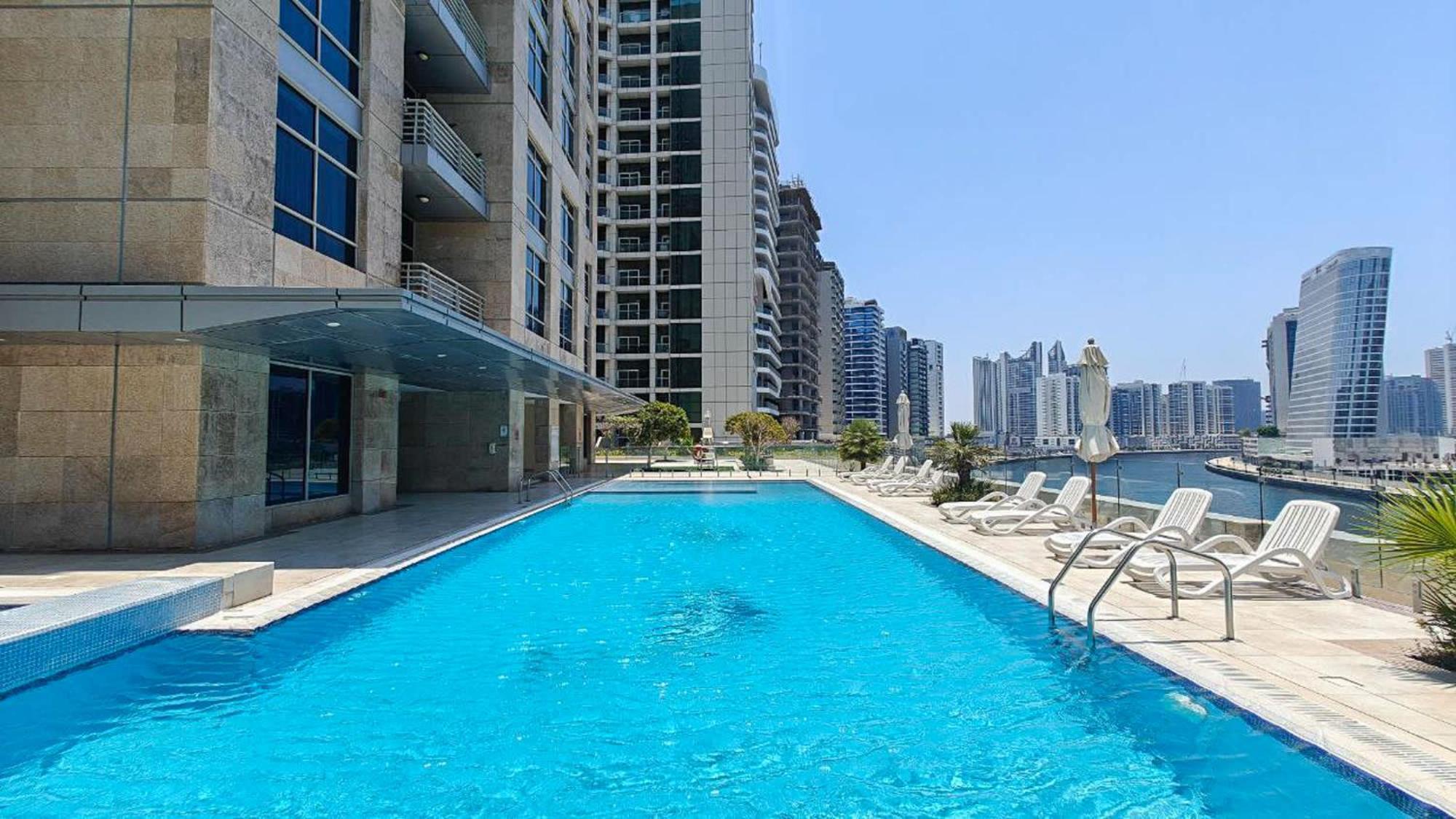 Cozy And Airy In Business Bay! *