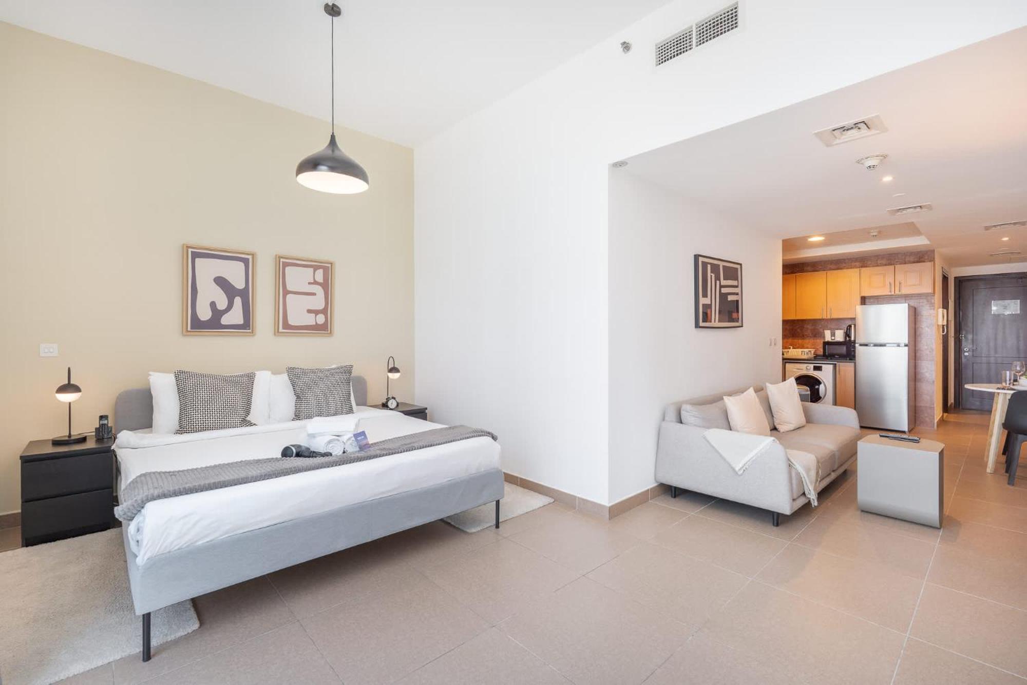 Cozy And Airy In Business Bay! * Dubai