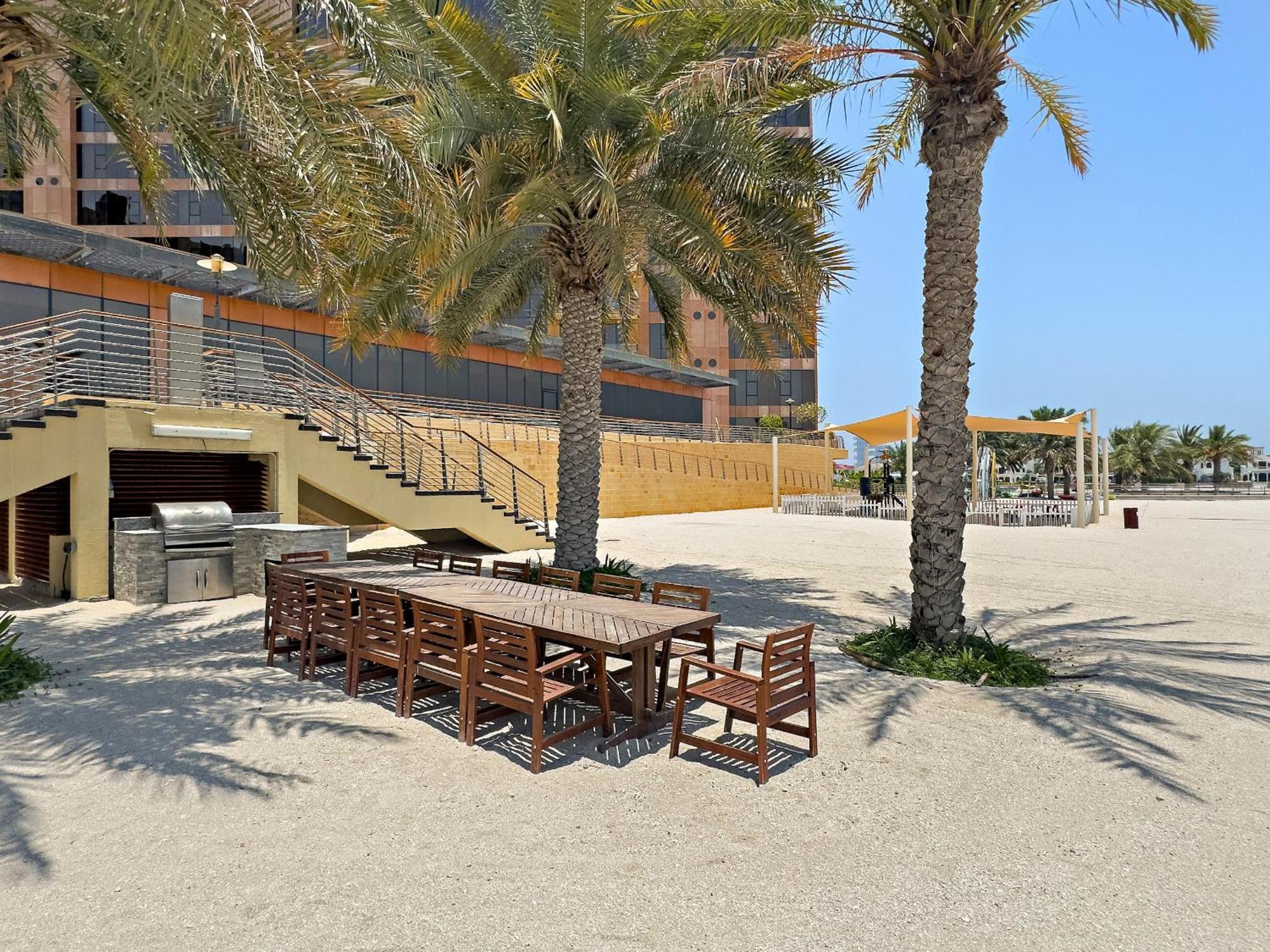 Apartment Vayk - Spacious 2 Bd With Access & Private Gym On Palm Jumeirah Dubai