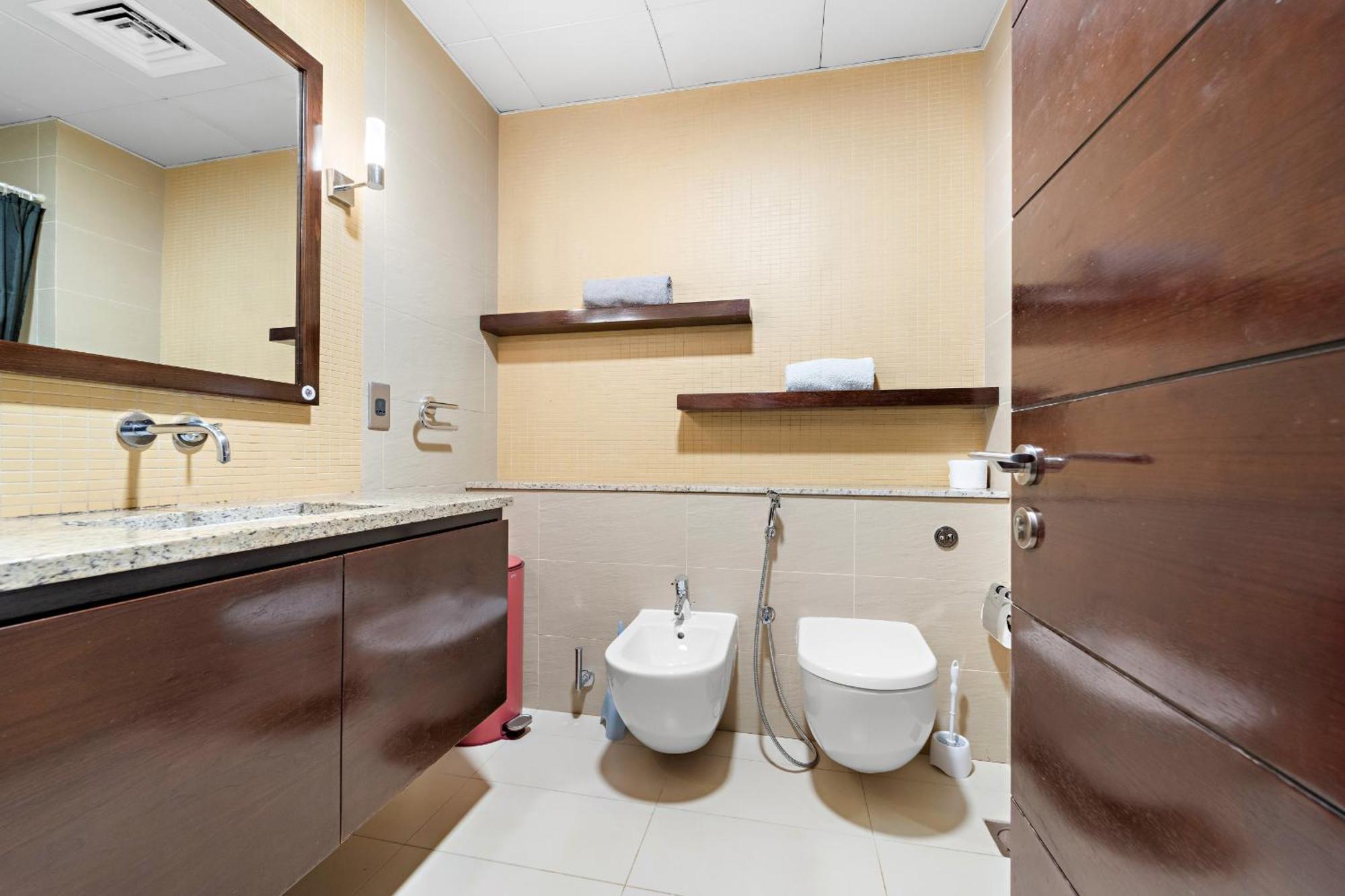 Vayk - Spacious 2 Bd With Access & Private Gym On Palm Jumeirah Dubai