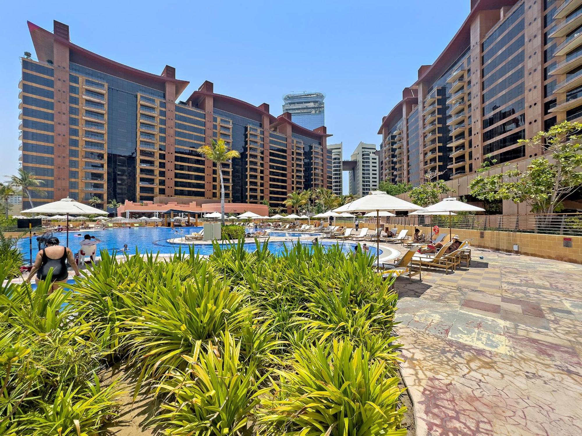 Apartment Vayk - Spacious 2 Bd With Access & Private Gym On Palm Jumeirah *