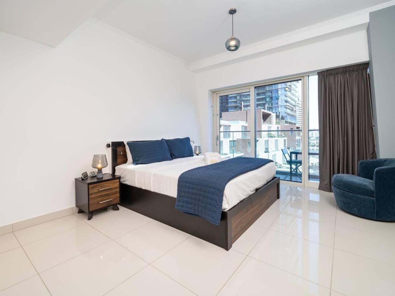 Apartment Luxury Damac 2-bed With Stunning Marina Views