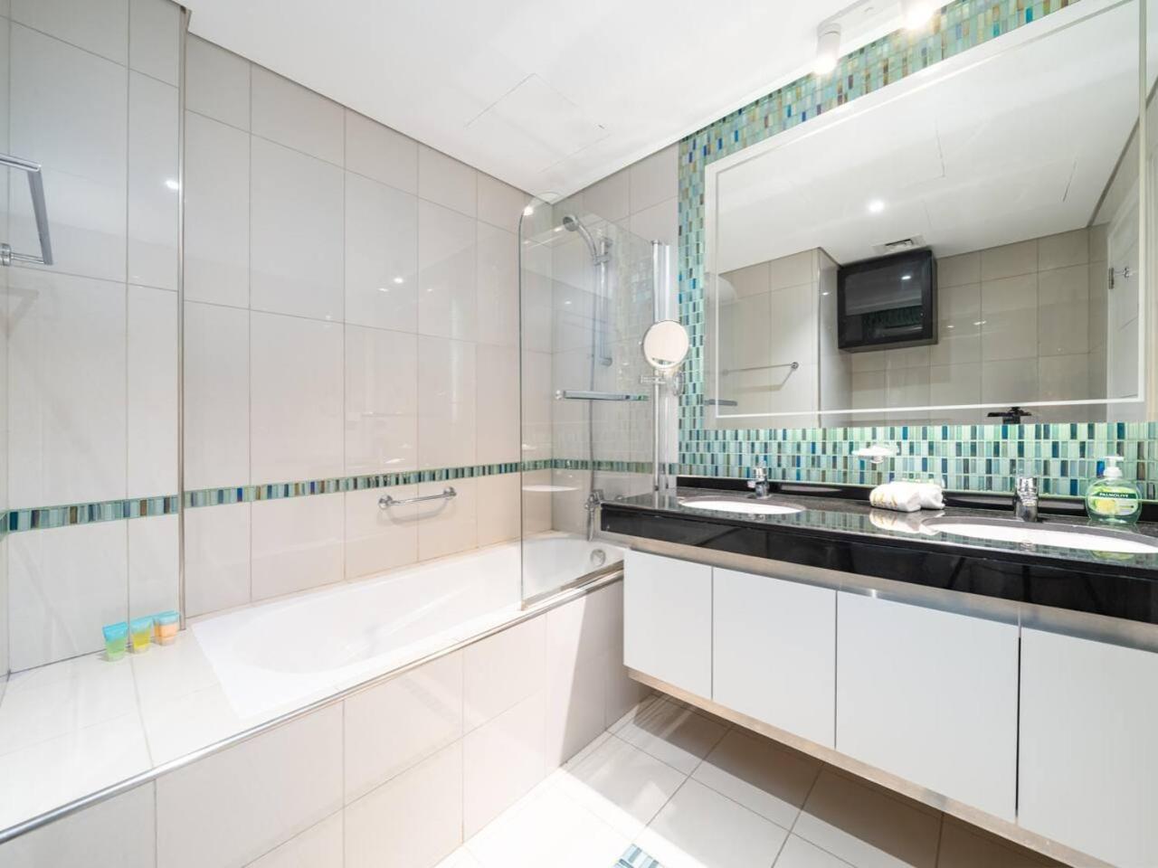 Apartment Luxury Damac 2-bed With Stunning Marina Views Dubai