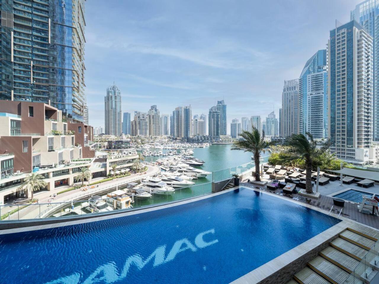 Apartment Luxury Damac 2-bed With Stunning Marina Views *
