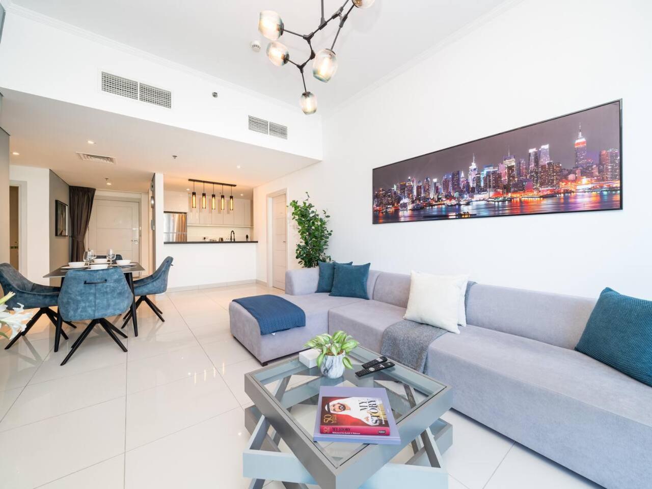 Luxury Damac 2-bed With Stunning Marina Views Apartment