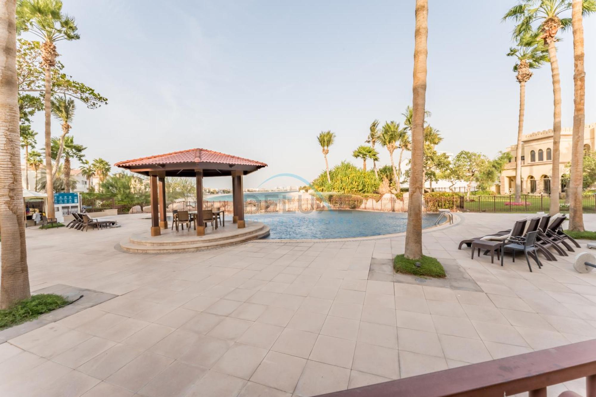 Villa Close To The 4br And Assistant's With Bbq Facility, Canal Cove, Palm Jumeirah By Deluxe Homes