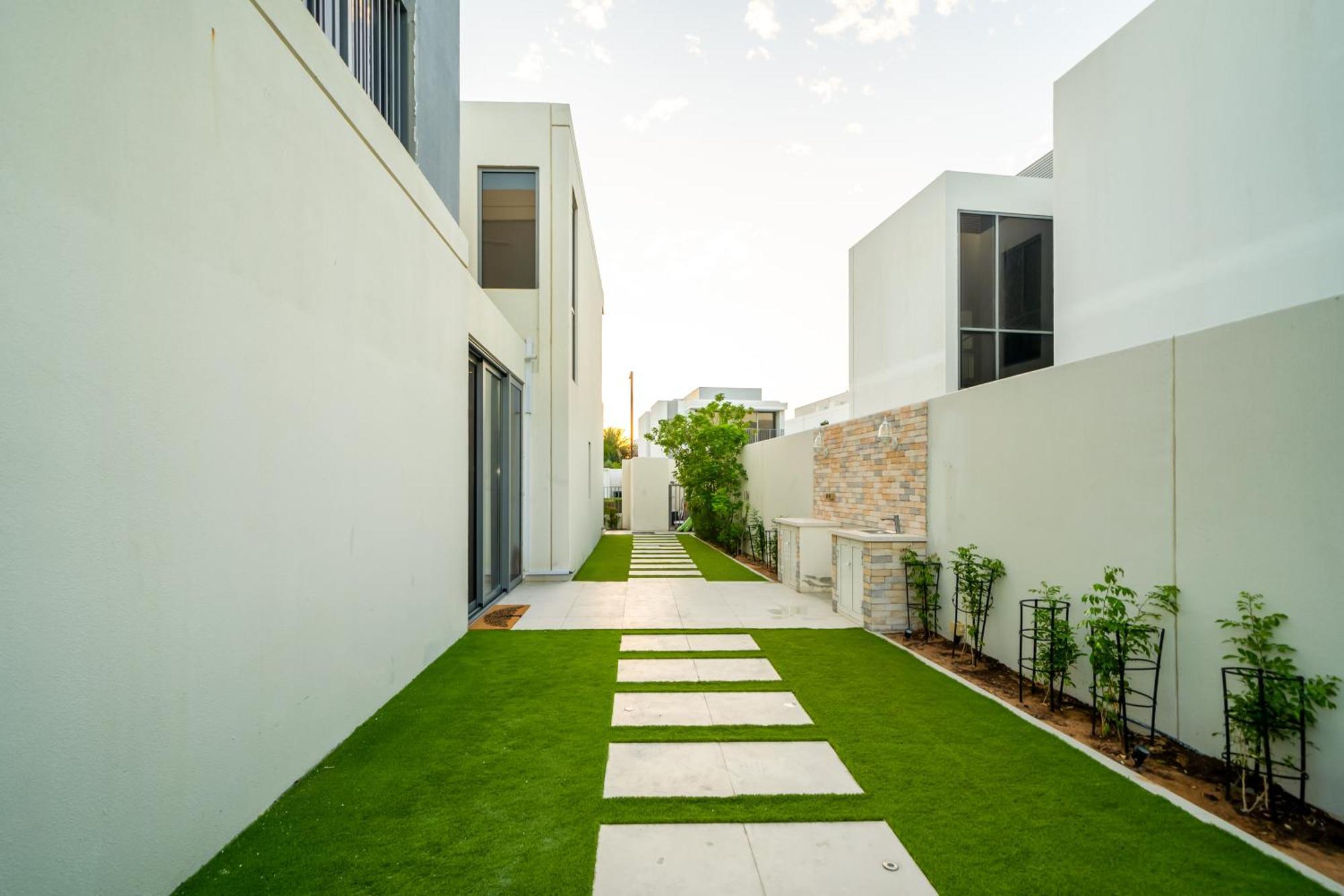 Newarabian Hills Sidra