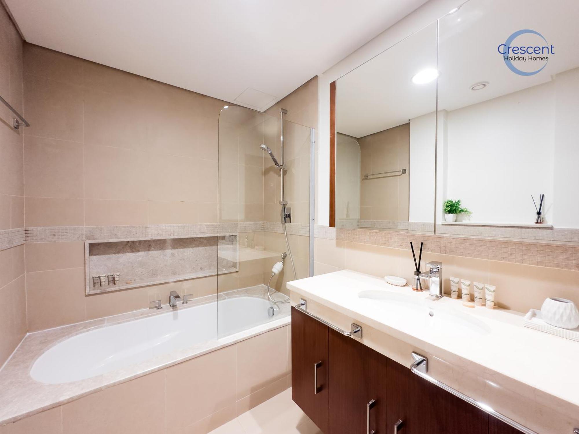 Burj Vista Burj Khalifa Metro & Mall Access Holiday home Dubai